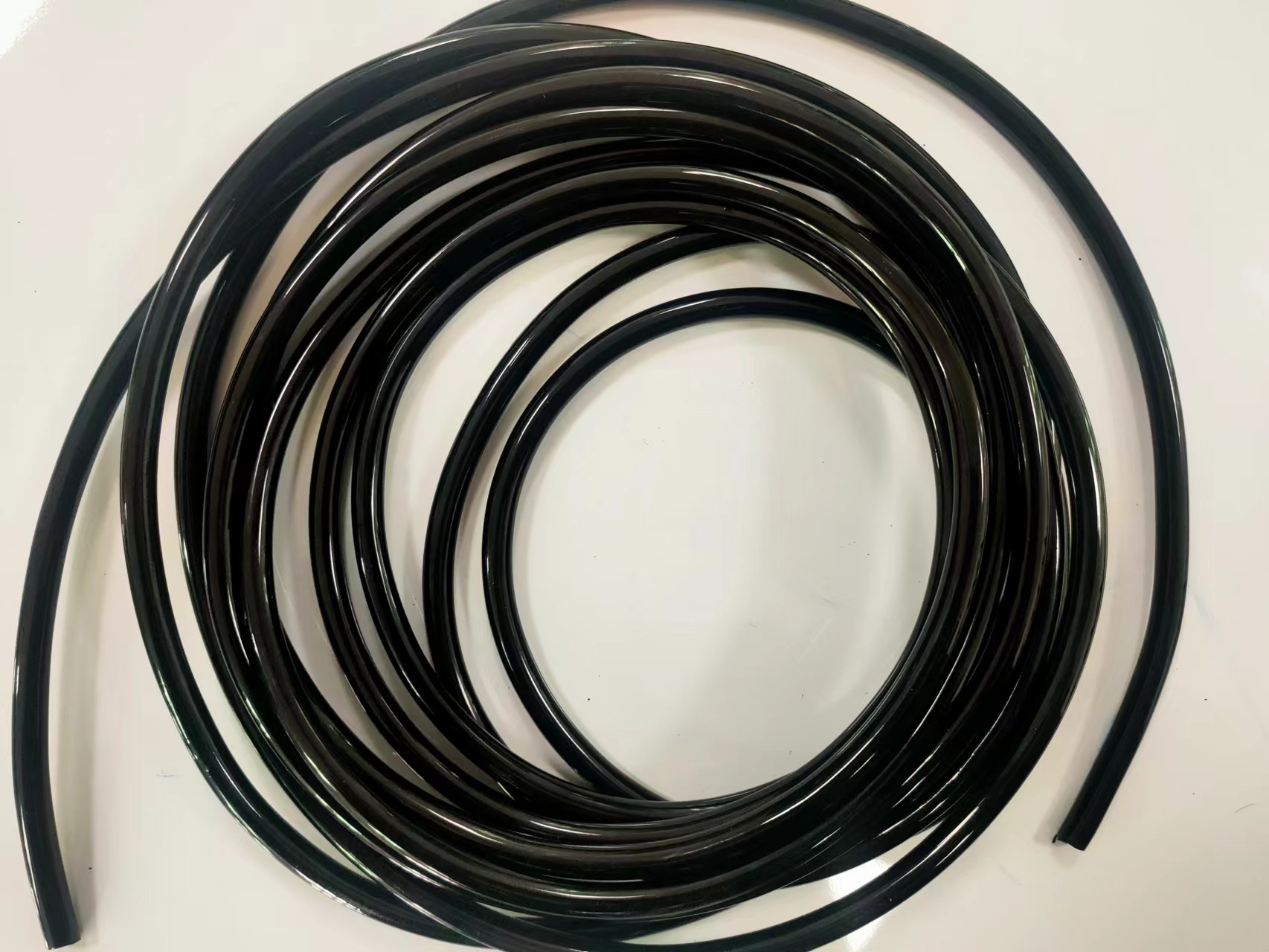 斯普韌PUR90A黑 TPU電纜，擠出材料，高光TPU阻燃，防火