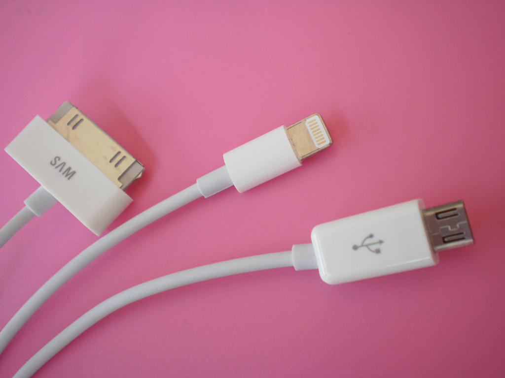 DZR80D2N05 tpe插頭料 數據線料tpe tpe蘋果數據線